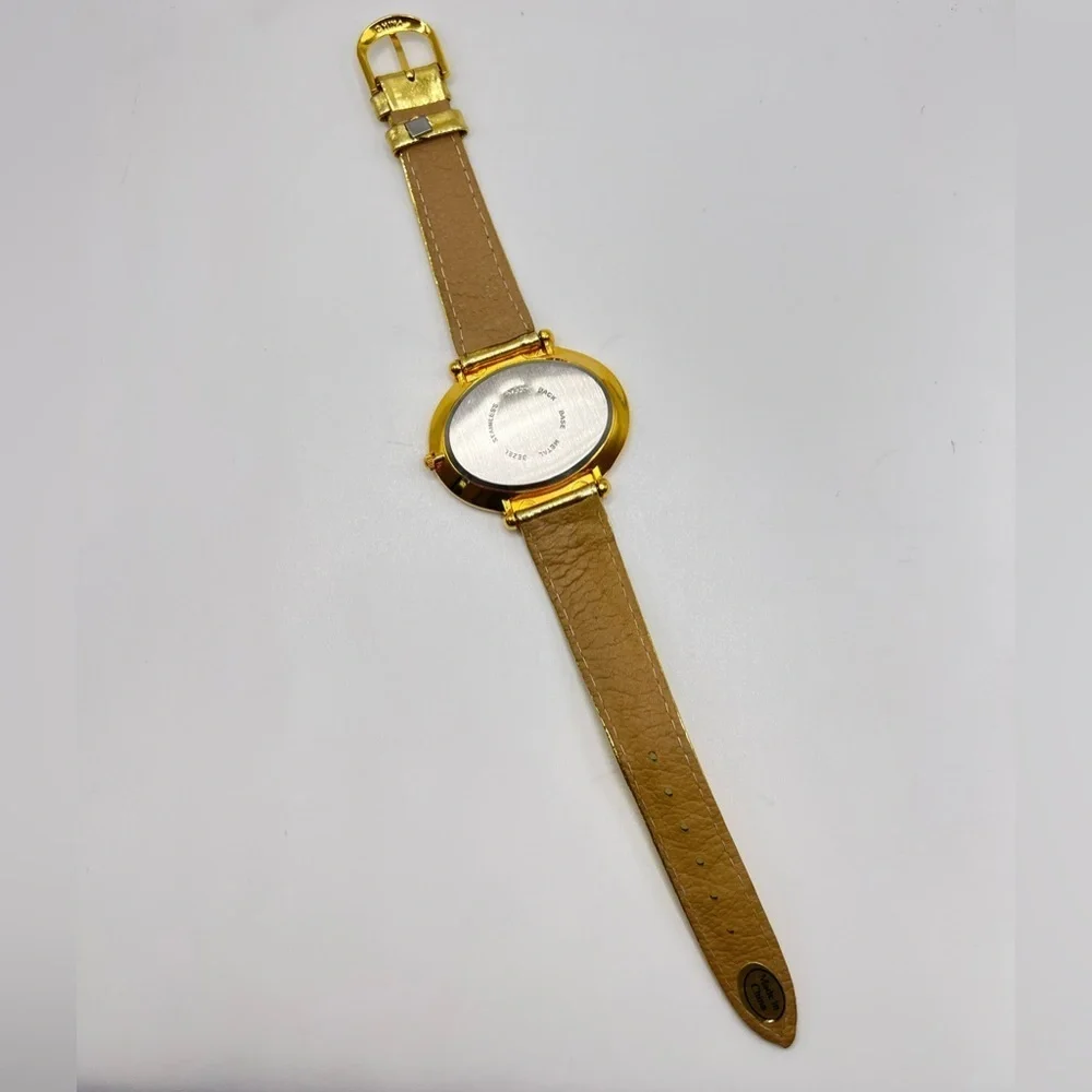 Collezio Gold Tone Crystal Bezel Watch – Needs Battery
